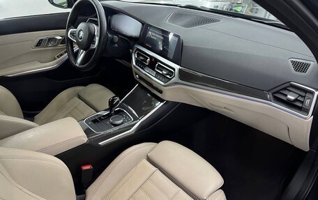 BMW 3 серия, 2021 год, 4 500 000 рублей, 8 фотография