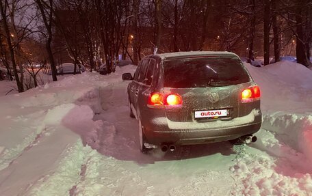 Volkswagen Touareg III, 2003 год, 499 999 рублей, 9 фотография