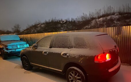 Volkswagen Touareg III, 2003 год, 499 999 рублей, 10 фотография