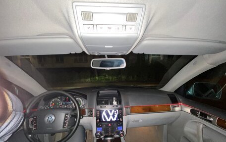 Volkswagen Touareg III, 2003 год, 499 999 рублей, 14 фотография