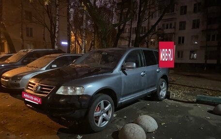 Volkswagen Touareg III, 2003 год, 499 999 рублей, 12 фотография