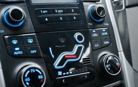 Hyundai Sonata VI, 2011 год, 899 000 рублей, 18 фотография