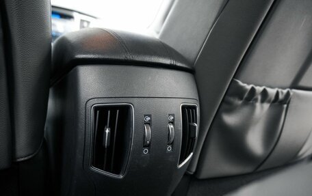 Hyundai Sonata VI, 2011 год, 899 000 рублей, 24 фотография