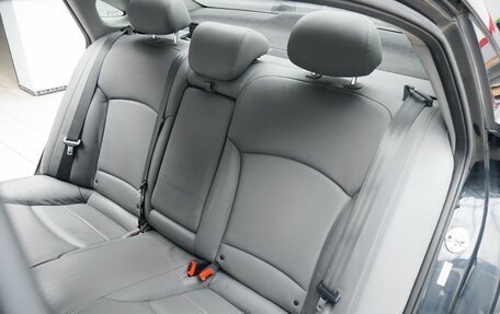 Hyundai Sonata VI, 2011 год, 899 000 рублей, 23 фотография