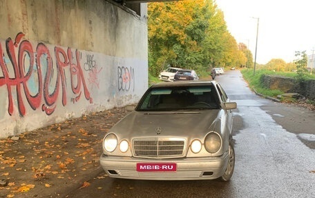 Mercedes-Benz E-Класс, 1996 год, 175 000 рублей, 1 фотография