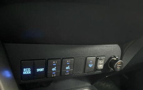 Toyota RAV4, 2013 год, 1 575 000 рублей, 17 фотография