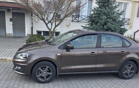 Volkswagen Polo VI (EU Market), 2015 год, 900 000 рублей, 3 фотография