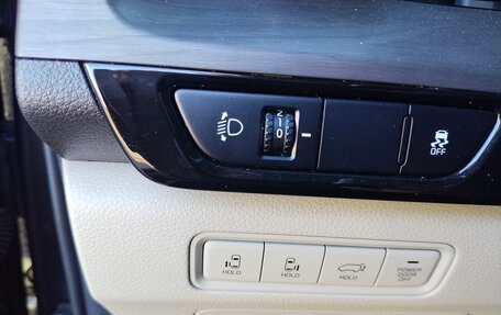 KIA Carnival, 2021 год, 3 650 000 рублей, 22 фотография