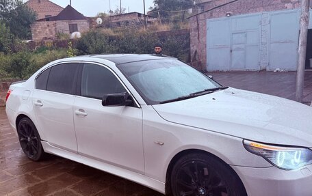 BMW 5 серия, 2009 год, 1 350 000 рублей, 2 фотография