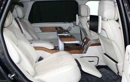 Land Rover Range Rover IV рестайлинг, 2019 год, 7 150 000 рублей, 18 фотография