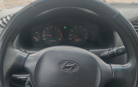 Hyundai Santa Fe III рестайлинг, 2003 год, 550 000 рублей, 27 фотография
