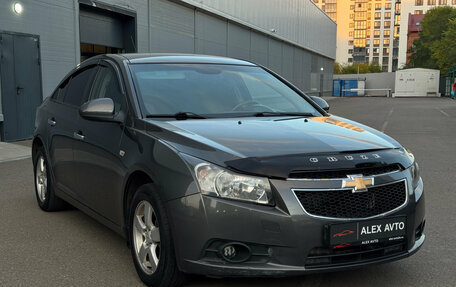 Chevrolet Cruze II, 2011 год, 560 000 рублей, 4 фотография