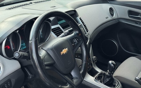 Chevrolet Cruze II, 2011 год, 560 000 рублей, 7 фотография