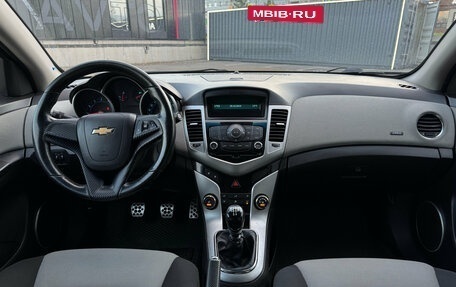 Chevrolet Cruze II, 2011 год, 560 000 рублей, 18 фотография