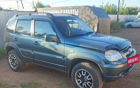 Chevrolet Niva I рестайлинг, 2012 год, 417 777 рублей, 2 фотография