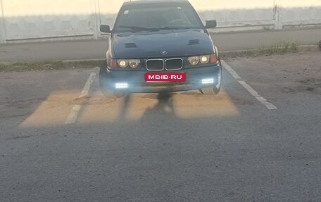 BMW 3 серия, 1991 год, 290 000 рублей, 1 фотография