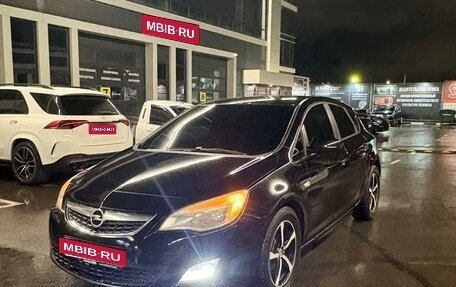 Opel Astra J, 2011 год, 460 000 рублей, 1 фотография