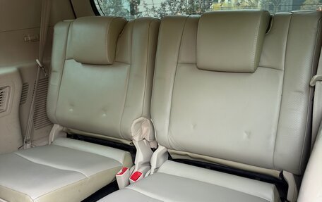 Toyota Land Cruiser Prado 150 рестайлинг 2, 2010 год, 3 800 000 рублей, 5 фотография