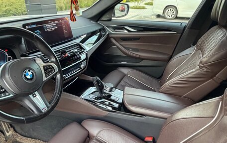 BMW 5 серия, 2021 год, 4 620 000 рублей, 28 фотография