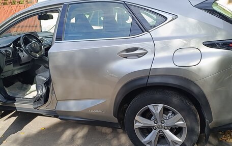 Lexus NX I, 2015 год, 3 180 000 рублей, 3 фотография