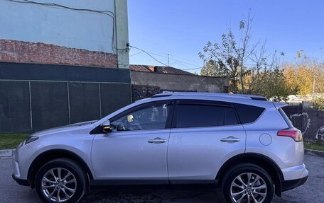 Toyota RAV4, 2017 год, 2 500 000 рублей, 7 фотография