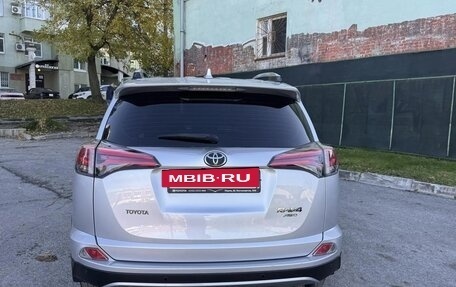 Toyota RAV4, 2017 год, 2 500 000 рублей, 5 фотография