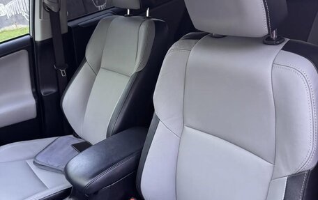 Toyota RAV4, 2017 год, 2 500 000 рублей, 18 фотография