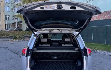 Toyota RAV4, 2017 год, 2 500 000 рублей, 10 фотография