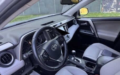 Toyota RAV4, 2017 год, 2 500 000 рублей, 15 фотография