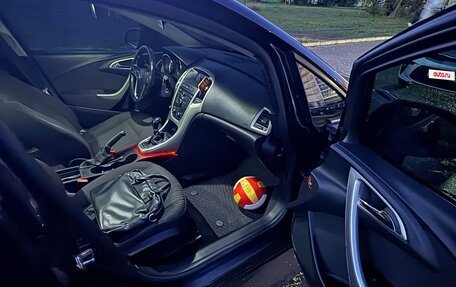 Opel Astra J, 2011 год, 460 000 рублей, 18 фотография