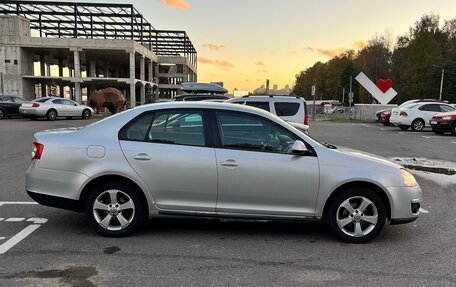 Volkswagen Jetta VI, 2010 год, 400 000 рублей, 3 фотография