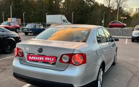 Volkswagen Jetta VI, 2010 год, 400 000 рублей, 4 фотография