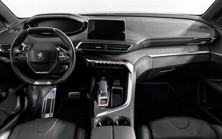 Peugeot 3008 II, 2017 год, 2 225 000 рублей, 15 фотография