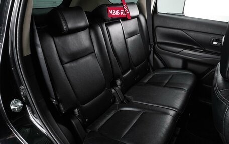 Mitsubishi Outlander III рестайлинг 3, 2012 год, 1 329 000 рублей, 7 фотография