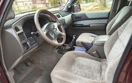 Nissan Patrol, 2000 год, 1 700 000 рублей, 9 фотография
