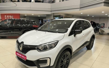 Renault Kaptur I рестайлинг, 2017 год, 1 299 000 рублей, 1 фотография