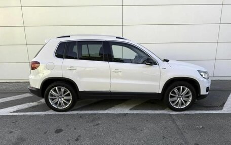 Volkswagen Tiguan I, 2013 год, 1 430 000 рублей, 4 фотография