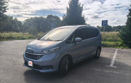 Honda Freed II, 2020 год, 1 790 000 рублей, 2 фотография
