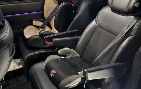 Honda Stepwgn, 2022 год, 2 935 000 рублей, 29 фотография