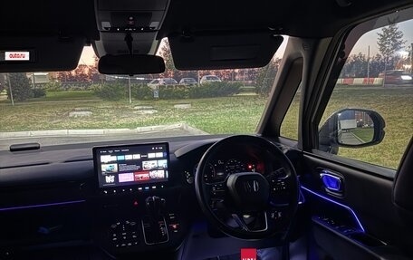 Honda Stepwgn, 2022 год, 2 935 000 рублей, 24 фотография