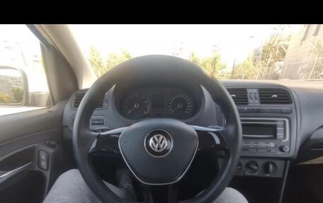 Volkswagen Polo VI (EU Market), 2015 год, 530 000 рублей, 15 фотография