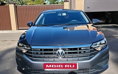 Volkswagen Jetta VII, 2019 год, 1 730 000 рублей, 2 фотография