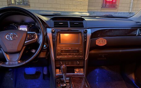 Toyota Camry, 2015 год, 2 000 000 рублей, 11 фотография
