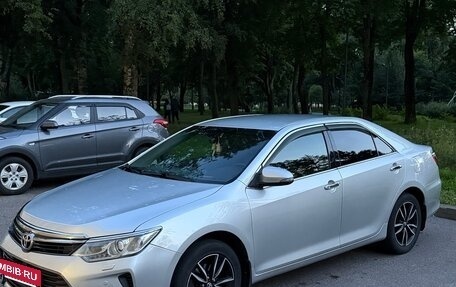 Toyota Camry, 2015 год, 2 000 000 рублей, 2 фотография