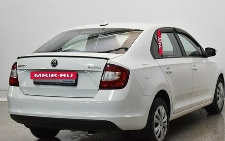 Skoda Rapid I, 2018 год, 1 000 000 рублей, 4 фотография