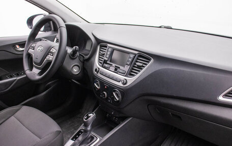 Hyundai Solaris II рестайлинг, 2018 год, 1 290 000 рублей, 10 фотография