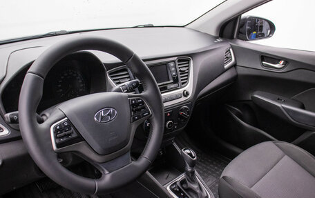 Hyundai Solaris II рестайлинг, 2018 год, 1 290 000 рублей, 9 фотография