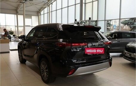 Toyota Highlander, 2026 год, 6 100 000 рублей, 5 фотография