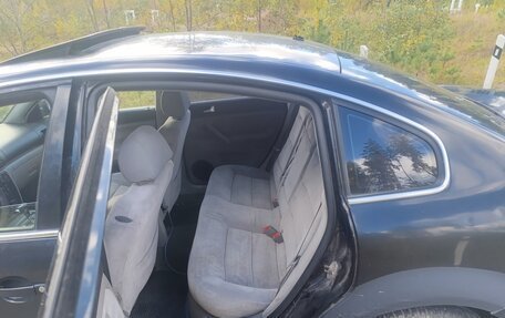 Volkswagen Passat B5+ рестайлинг, 2002 год, 220 000 рублей, 7 фотография