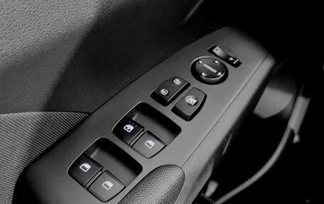 Hyundai Solaris II рестайлинг, 2018 год, 1 150 000 рублей, 10 фотография